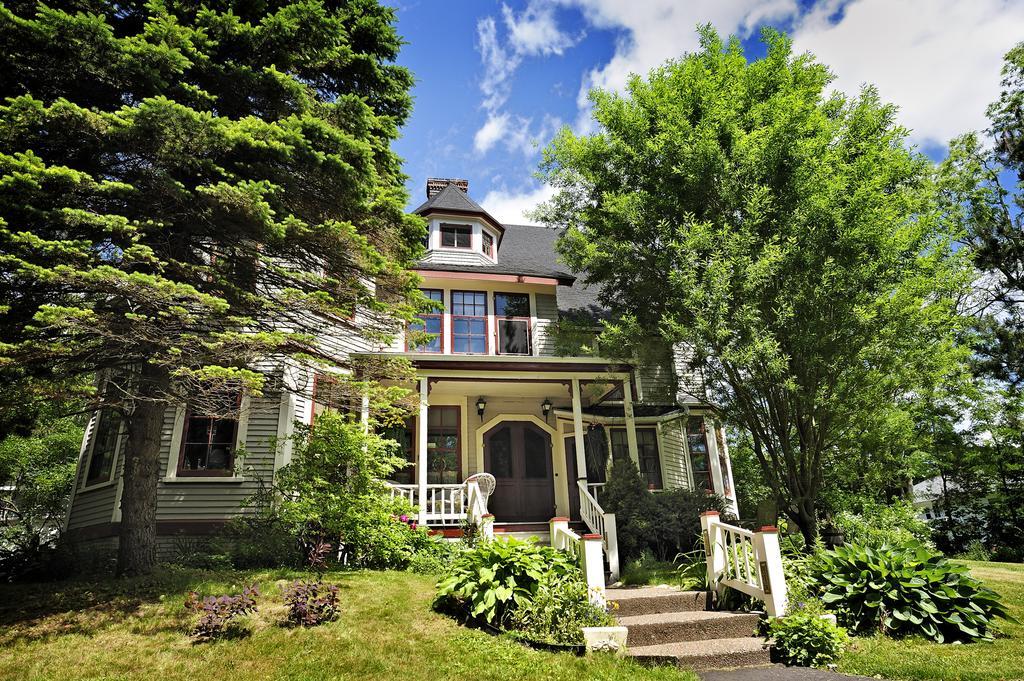 Elmwood Heritage Inn Charlottetown Exterior photo