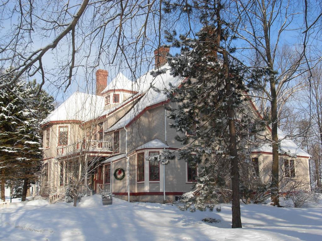 Elmwood Heritage Inn Charlottetown Exterior photo